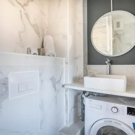 Apartment Appt Proche Des Catalans 97cort1 *
