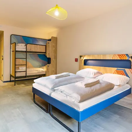 Hotel Meininger Centre La Joliette Marsella