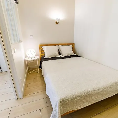 Appartamento Cozy - Near Train Station - Les Freres De La Loc'