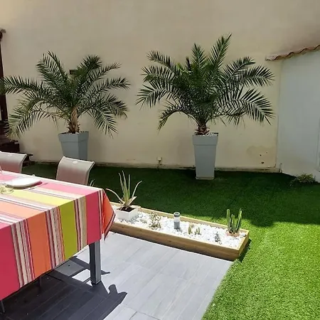 Avec Terrasse En Plein Centre-ville Apartment