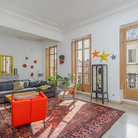 Amazing! Very Large Ideally Located