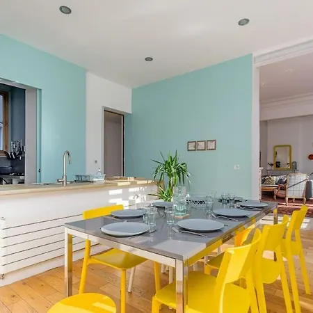 Amazing! Very Large Ideally Located *