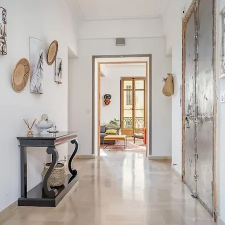 Amazing! Very Large Ideally Located