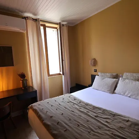 Boutique Azur 2*