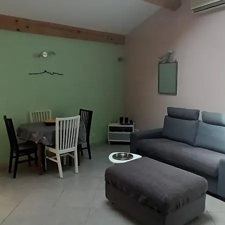 Typique Cabanon Familial Casa de Férias Marselha