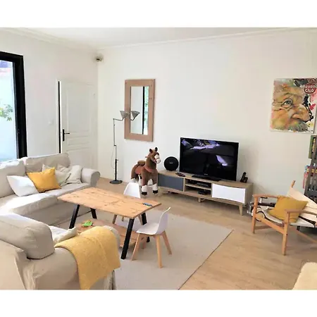 Maison Avec Piscine Bord De Holiday home