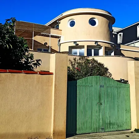 Apartment 2 Pieces A 150 M De La *