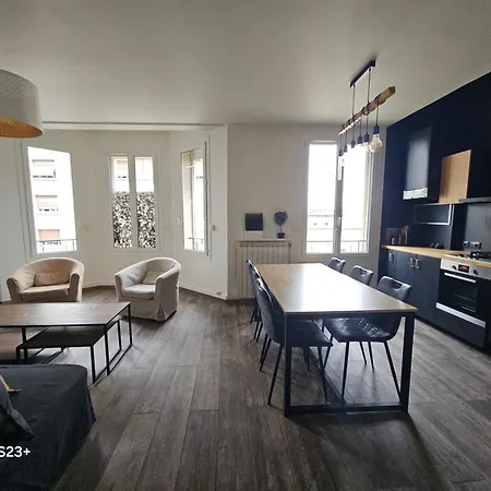 3 Avec Terrasse 18m - 8 Pers - 1 Place De Parking Marsiglia