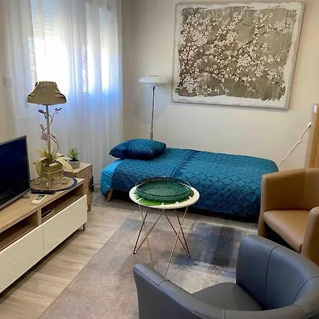 Apartment Super My Clean Flat View Port *