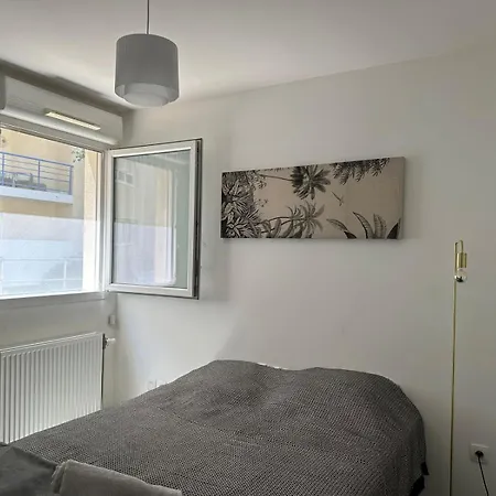 Apartment 6 Pers Prado Metro Parking Gratuit Et Wifi *