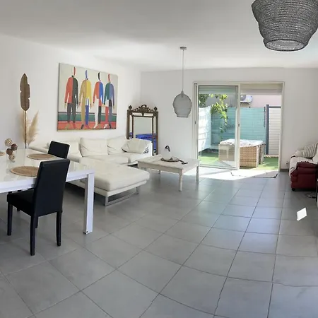 Avec Piscine Privee Proche Velodrome Et Metro Apartment *