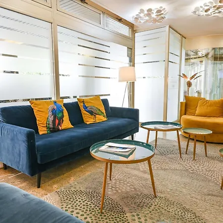 Hotel Mercure Centre Vieux Port 4*