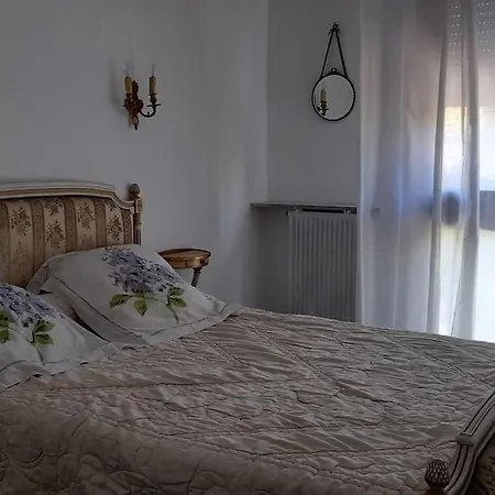 Ideal Long Sejour-appartement Calme-3 Апартаменты *