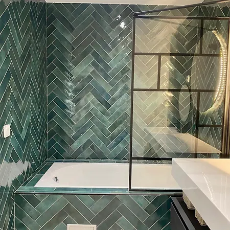 Beau Duplex Marseillais Tres Lumineux * Марсель