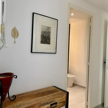 Апартаменты Beau Duplex Marseillais Tres Lumineux *