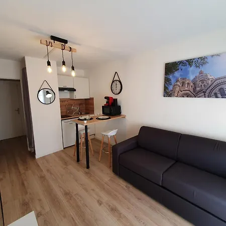 Apartament Tout Equipe A 6min De St Charles