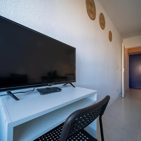 Apartament Tout Equipe A 6min De St Charles