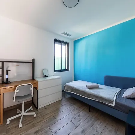 Bella Piscine & Jacuzzi Villa *