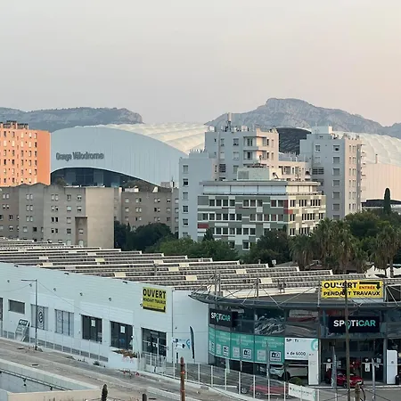 Apartment 100m Pour 6 Personnes A Cote Du Stade Velodrome