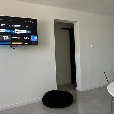 Type 2 Moderne Neuf Apartment Marseille