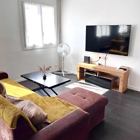 T3 Joliette Pres Des Terrasses Du Port Appartement