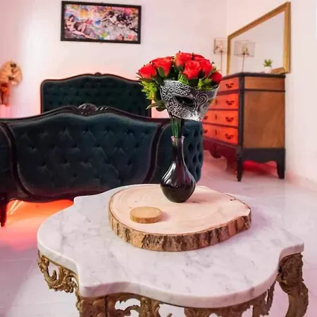 Maisonnette Romantique Avec Balneotherapie - Redroom Apartment