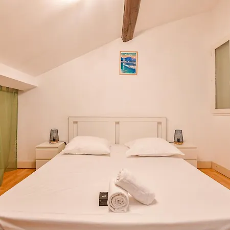 Le Republique - Beau Duplex Avec 2 Ch Hypercentre Appartement Marseilles