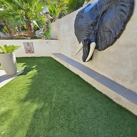 Bed & Breakfast O Balinais Mini Avec Et Piscine Privative Marseille