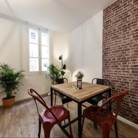 Apartment Au Panier 1er *