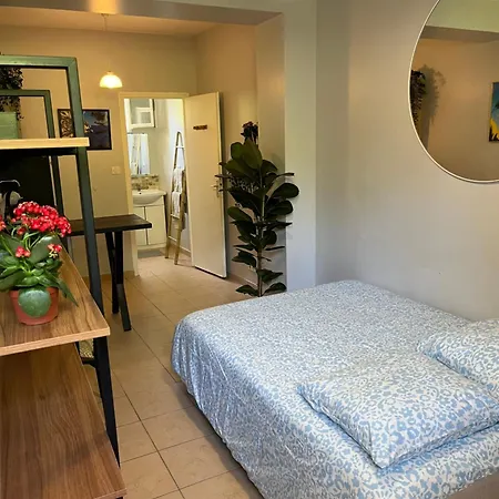 Uuuunnn Apartment