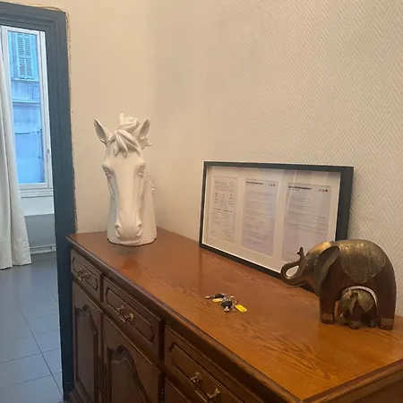 Appartement Spacieux T4 Avec Cours Privee Marseille