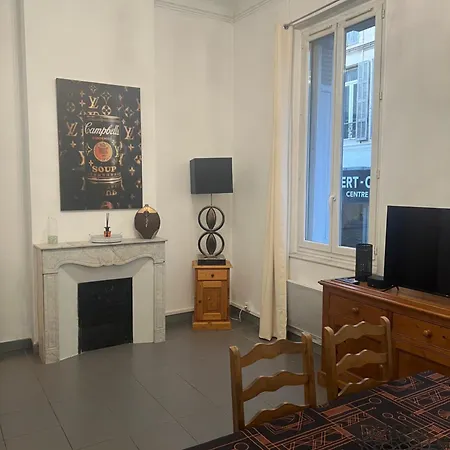 Spacieux T4 Avec Cours Privee Marseille
