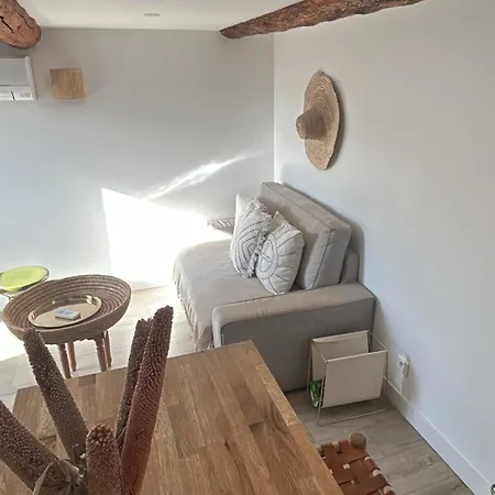 Apartamento Place Aux Huiles
