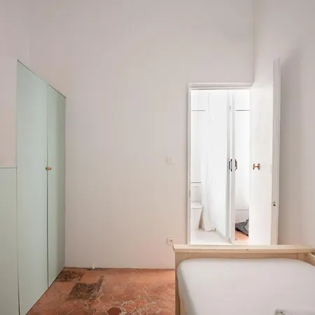 |aaa|- Pure & Natural Massilia Center Apartamento *