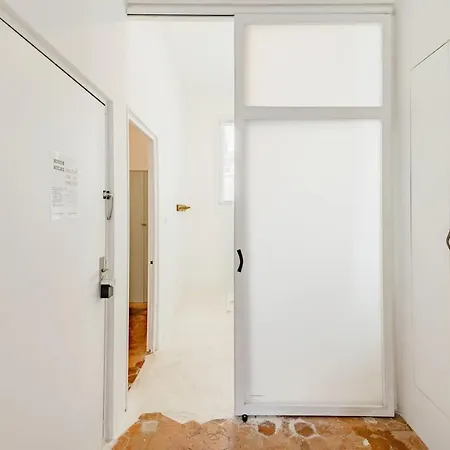 |aaa|- Pure & Natural Massilia Center Apartamento