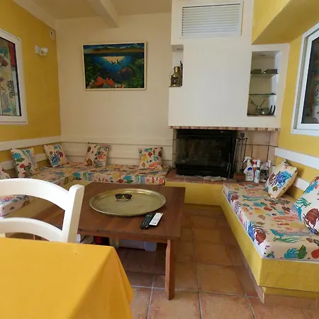 Dorm Camp Backpackers * Marseille