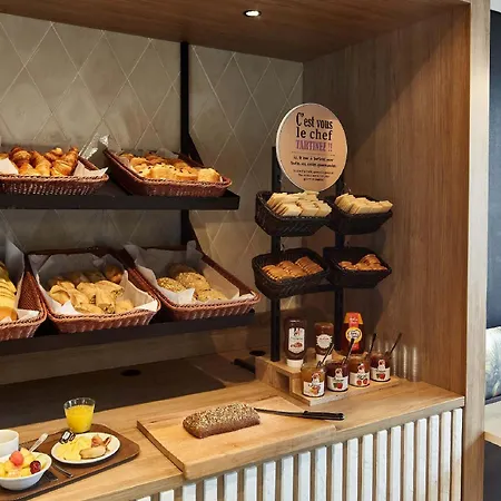 马赛中心老港宜必思酒店 酒店