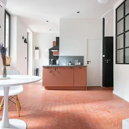 T2 Typique Et Decore Avec Gout - Quartier Vauban * Marsella