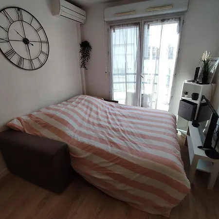 Apartament Tout Equipe A 6min De St Charles
