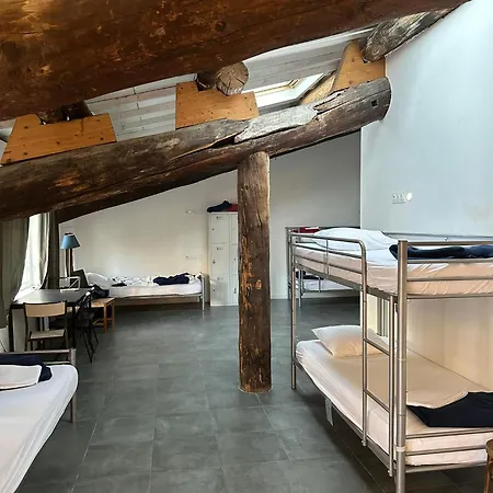 Hostel Vertigo Vieux-port *