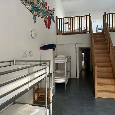 Vertigo Vieux-port Hostel *