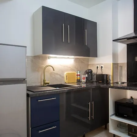 Monticelli - Comfort 1br 4p Apartment *