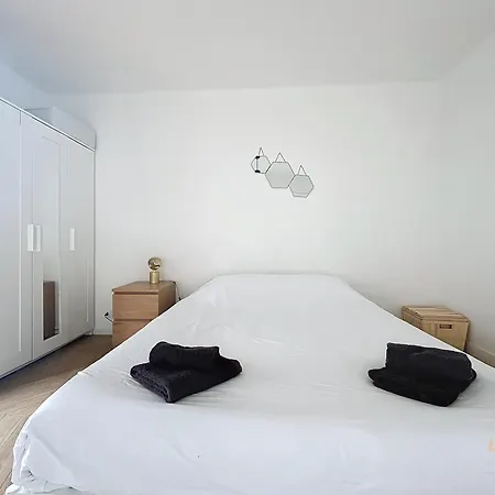 Apartment Avec Balcon - Vue Sur Notre Dame - Les Freres De La Loc' *