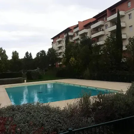 Apartment Spacieux Avec Piscine Marseille