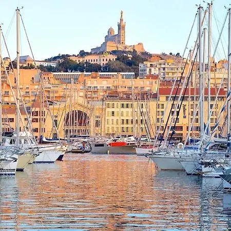 Cocon Marseillais, Centre-ville, Vieux-port - Rue Paradis, Renove, Climatise, 2pers