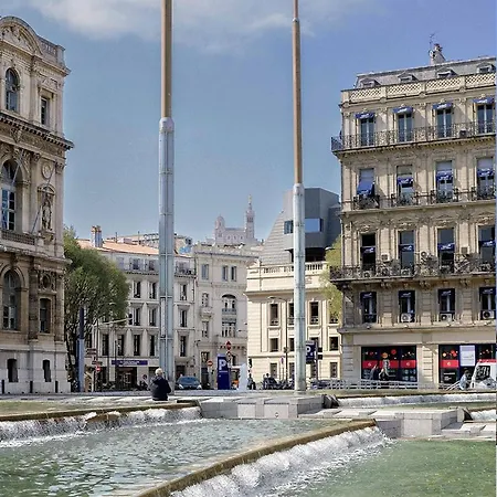 Cocon Marseillais, Centre-ville, Vieux-port - Rue Paradis, Renove, Climatise, 2pers Apartment Marseille