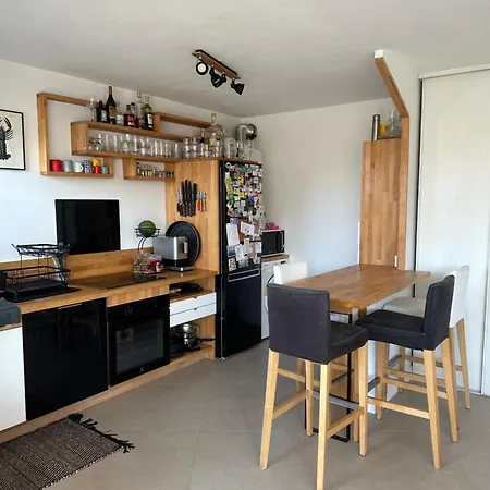 Apartment Stunning Rooftop, Near Cours Julien Marseille