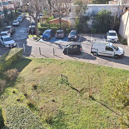 Parc De La Roseraie Apartment Marseilles