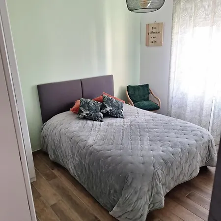 Apartamento Parc De La Roseraie