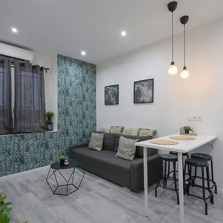 Apartment Charming T2 In The Heart Of The Old Port